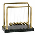 Newtons Wiege Gold mit 7 Kugeln